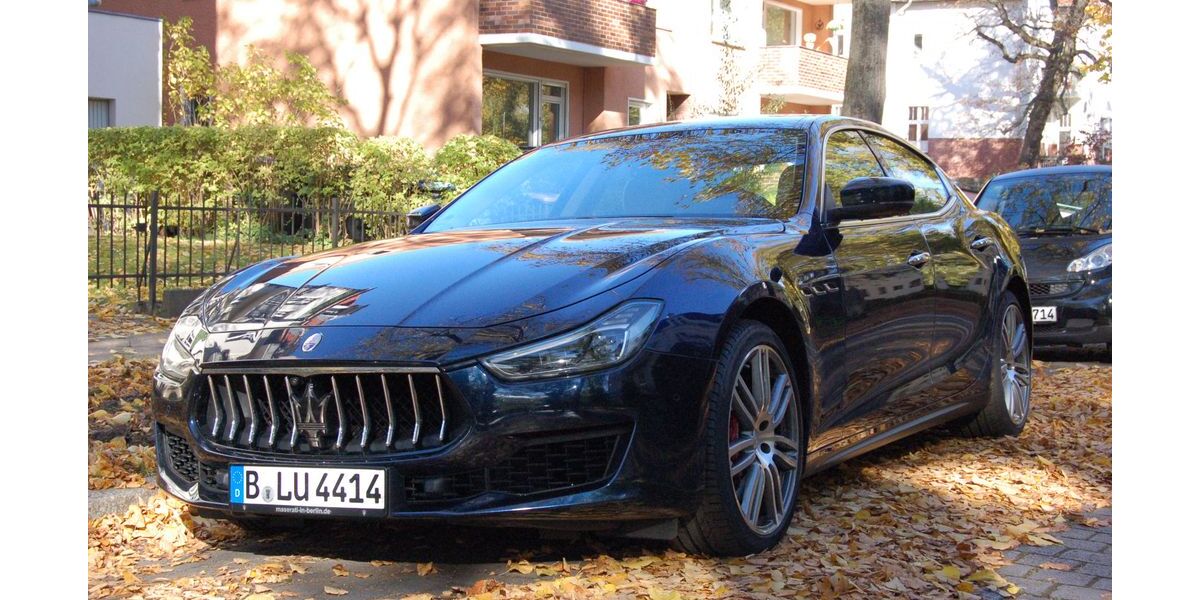 Maserati Ghibli 56.000 km 49.000 € Berlin 12157
