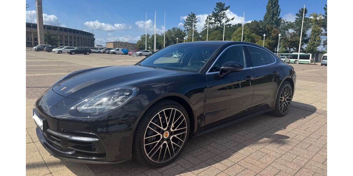 Porsche Panamera 149.000 km 47.690 &euro; Berlin 10627