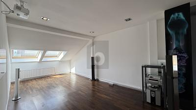 ERSTKLASSIGES WOHNDOMIZIL MIT TERRASSE, SOFORT BEZUGSFREI - Dachgeschoßwohnung Berlin-Tiergarten Tiergarten | Angebot:27693205