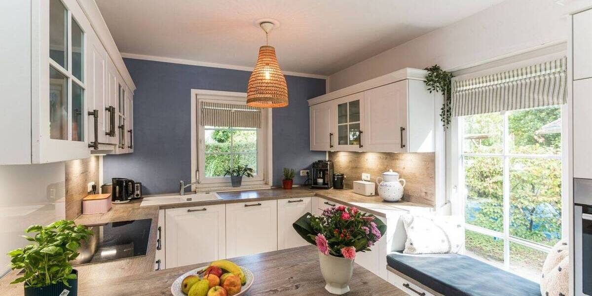 Modern single-family home in a quiet, wooded location - high-quality fittings and ready to move in 5 zimmer