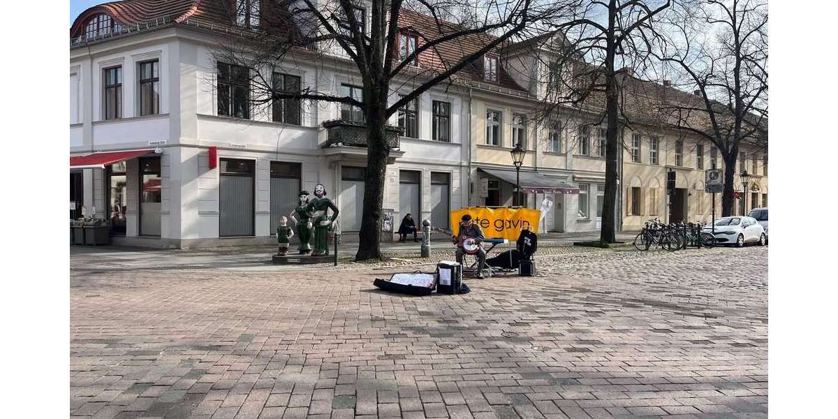 Leerstehendes Reihenendhaus: 100m² groß + ruhig im Grünen gelegen, Falkensee, nahe Potsdam + Berlin 4 zimmer