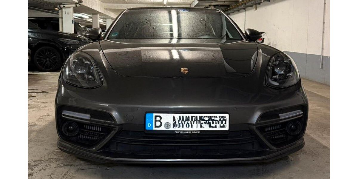 Porsche Panamera 122.000 km 63.500 € berlin 13595