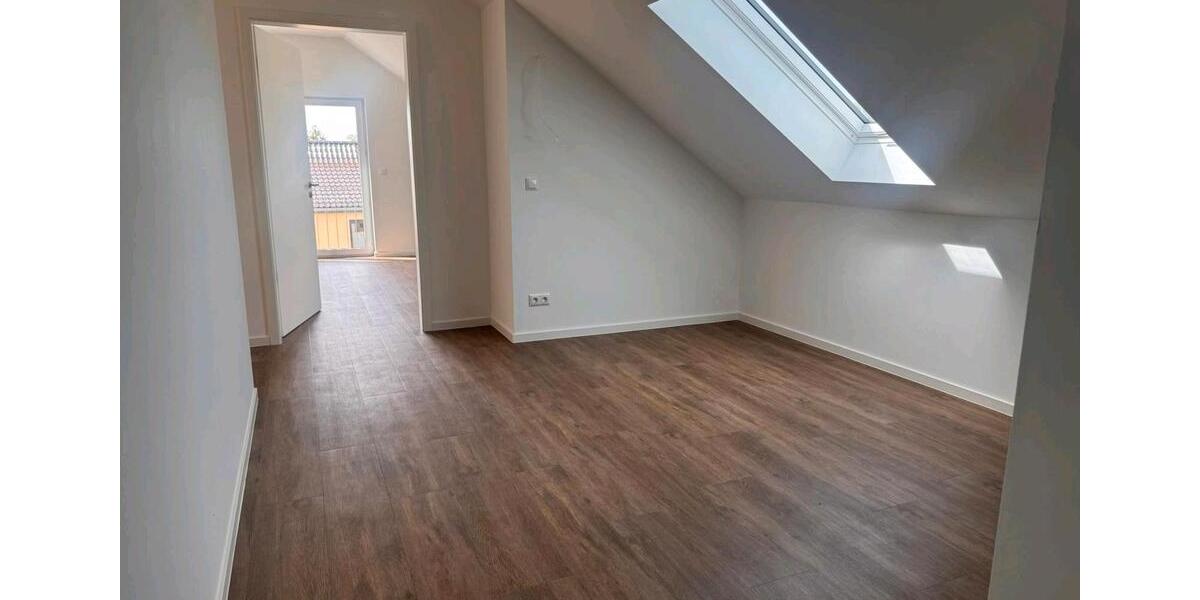 Dachgeschoßwohnung Nauen - 2 Zimmer, 68 m&sup2;, 1.181&euro; | Angebot:26653090