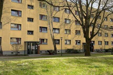 Wohnung Potsdam Bornstedt - 3 Zimmer, 66 m&sup2;, 250.000&euro; | Angebot:25996135