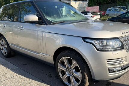 Land Rover Range Rover 195.000 km 14.999 &euro; Berlin 13597
