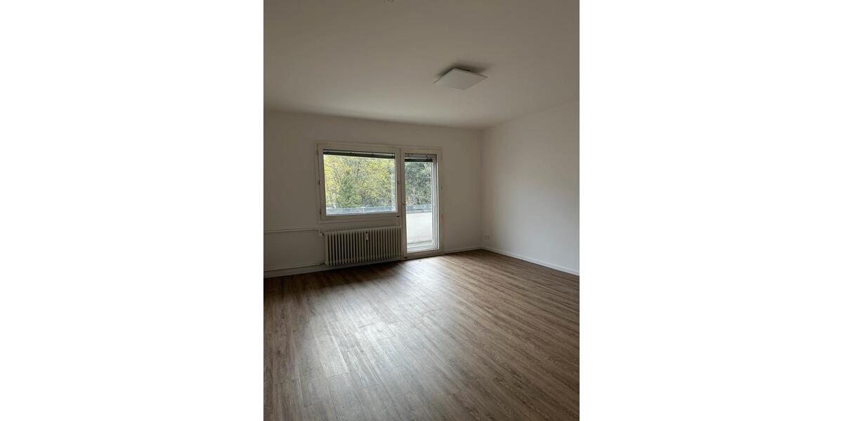Erdgeschoßwohnung Berlin Neukölln - 2 Zimmer, 60 m&sup2;, 1.650&euro; | Angebot:26044379