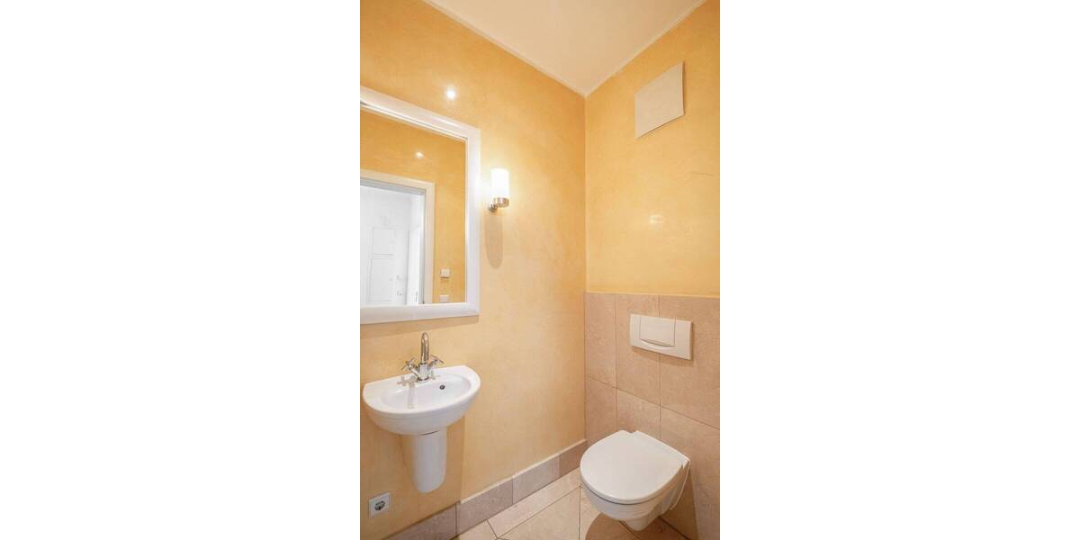 Etagenwohnung Berlin Mitte - 2 Zimmer, 61 m&sup2;, 1.485&euro; | Angebot:26310384