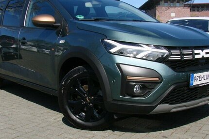 Dacia Jogger 1.6 Hybrid 140 Extreme Tempomat AHK Kamera 40.237 km 19.980 &euro; Falkensee 14612