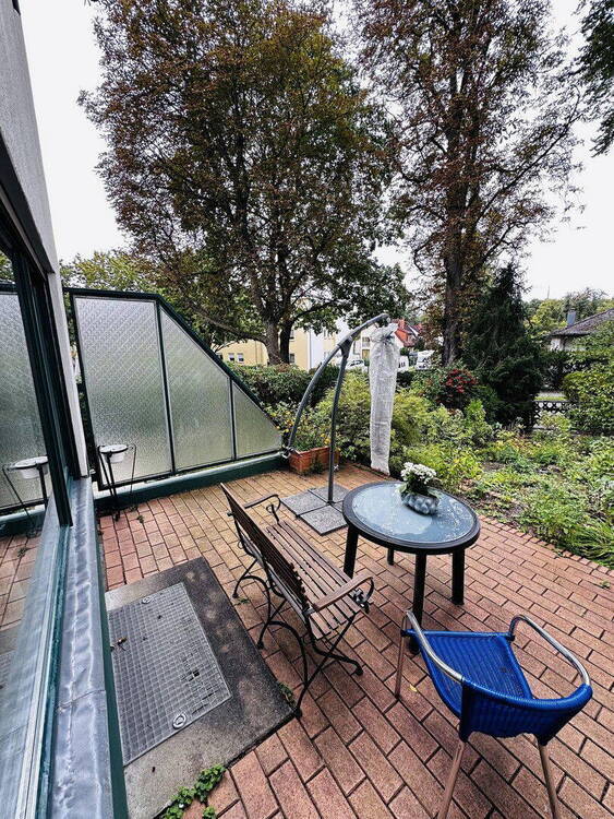 Gepflegtes Reihenmittelhaus in Wannsee mit Garten und Garage