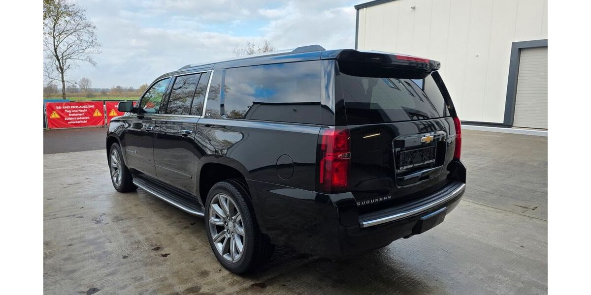 Chevrolet Suburban 274.000 km 25.900 € Blankenfelde-Mahlow bei BERLIN 15831