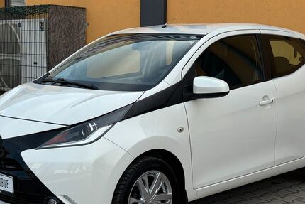 Toyota Aygo (X) 41.700 km 12.980 &euro; Berlin 13587