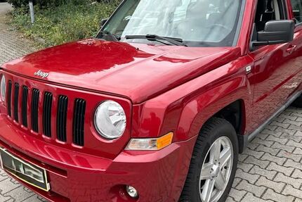 Jeep Patriot 174.000 km 4.699 € Berlin 13359