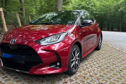 Toyota Yaris 40.000 km 17.800 &euro; Schönwalde-Glien 14621