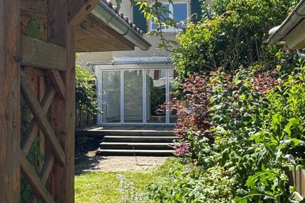 Provisionsfrei* Liebhaberobjekt, Reihenhaus Waldsiedlung Hakenfelde, modernisiert,einziehen und sich wohl fühlen