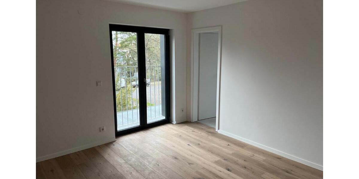 Doppelhaushälfte Falkensee - 5 Zimmer, 140 m&sup2;, 2.500&euro; | Angebot:26270547