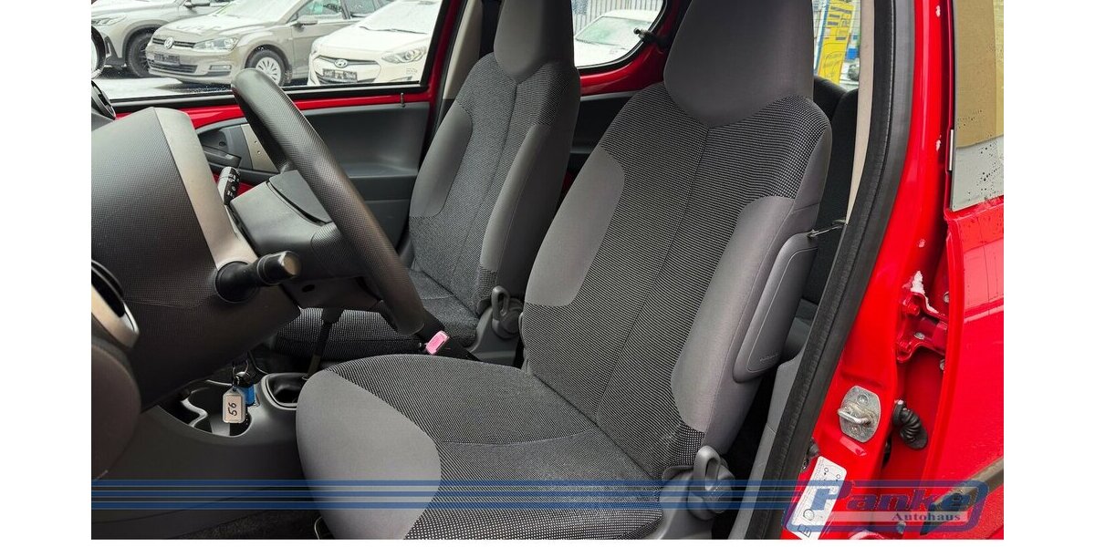 Peugeot 107 Filou 1.0*Radio/CD*USB*Isofix*4trg*Allwetter 140.497 km 2.990 &euro; Berlin 13187