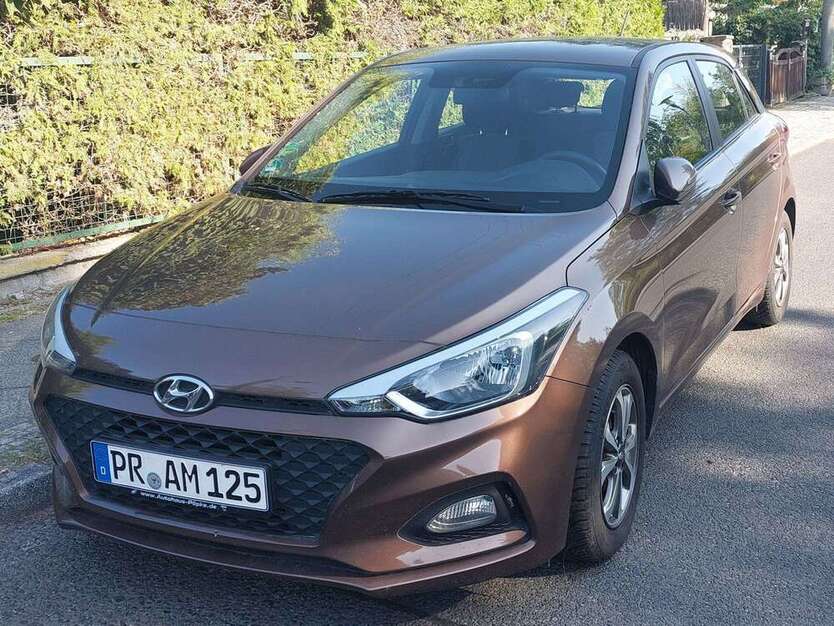i20