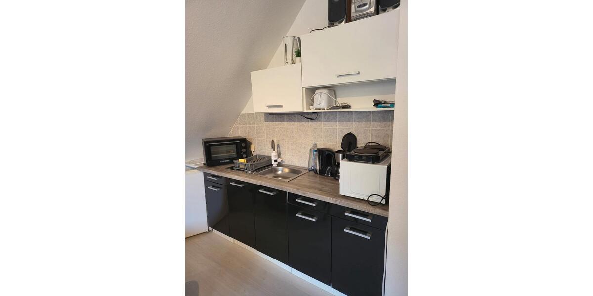Dachgeschoßwohnung - 1 Zimmer, 25 m&sup2;, 35.000&euro; | Angebot:26840161