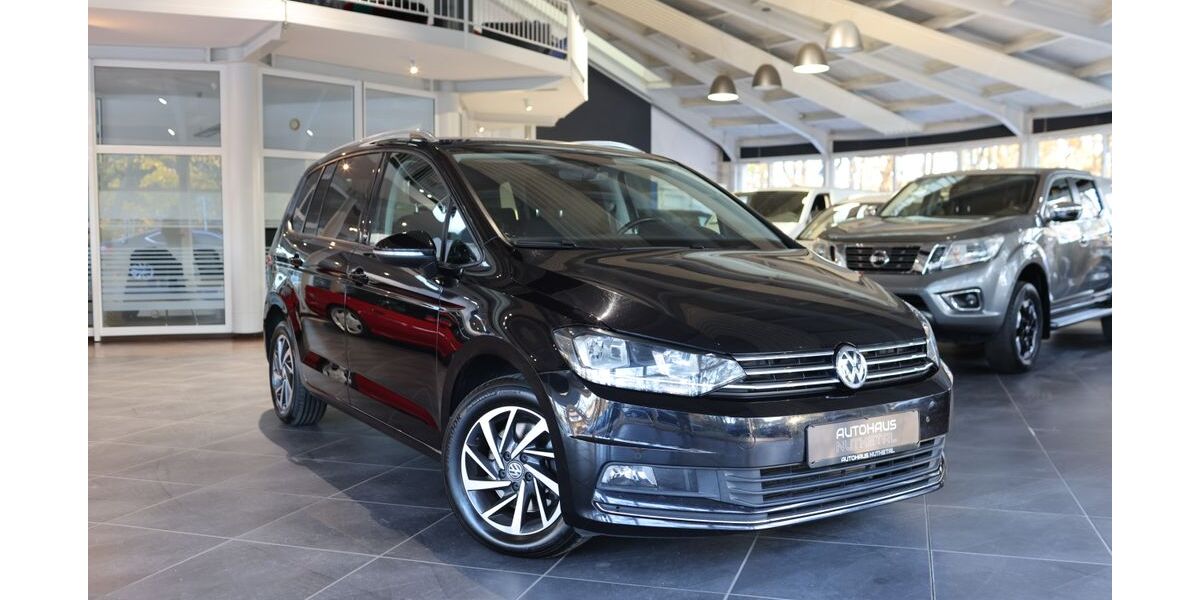VW Touran 154.317 km 13.980 &euro; Nuthetal 14558