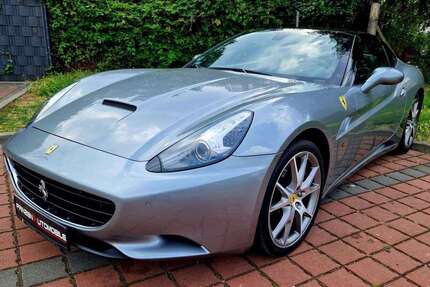 Ferrari California 78.000 km 98.900 € Berlin 10827