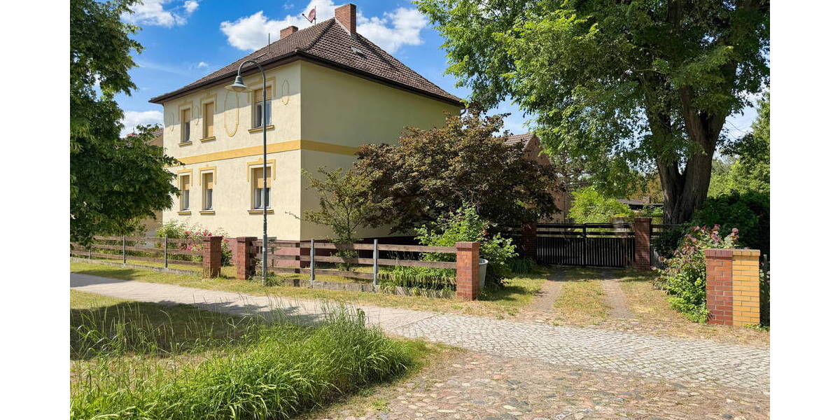 Stolzes 30er Jahre Haus auf riesigem Grundstück mit Nebengelassen (SANIERUNGSBEDÜRFTIG) - Einfamilienhaus Michendorf Michendorf | Angebot:26905596