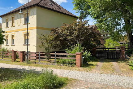 Stolzes 30er Jahre Haus auf riesigem Grundstück mit Nebengelassen (SANIERUNGSBEDÜRFTIG) - Haus Michendorf Michendorf | Angebot:26905596