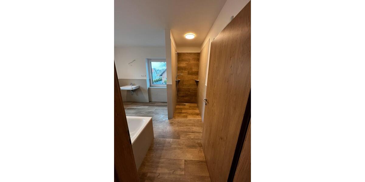 Etagenwohnung Brieselang - 3 Zimmer, 104 m&sup2;, 1.700&euro; | Angebot:26245213