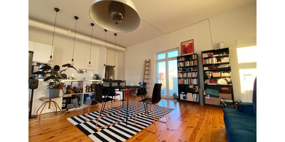Dachgeschoßwohnung Berlin Friedrichshain-Kreuzberg - 3 Zimmer, 90 m&sup2;, 1.400&euro; | Angebot:25162045