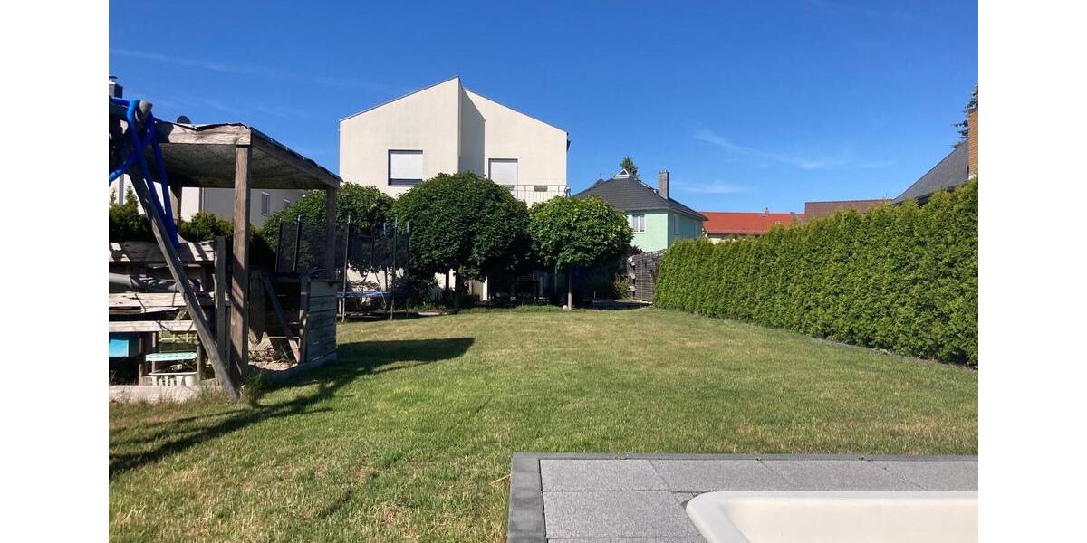 Ohne Makler - Einfamilienhaus mit Pool auf 560 qm Grundstück zimmer