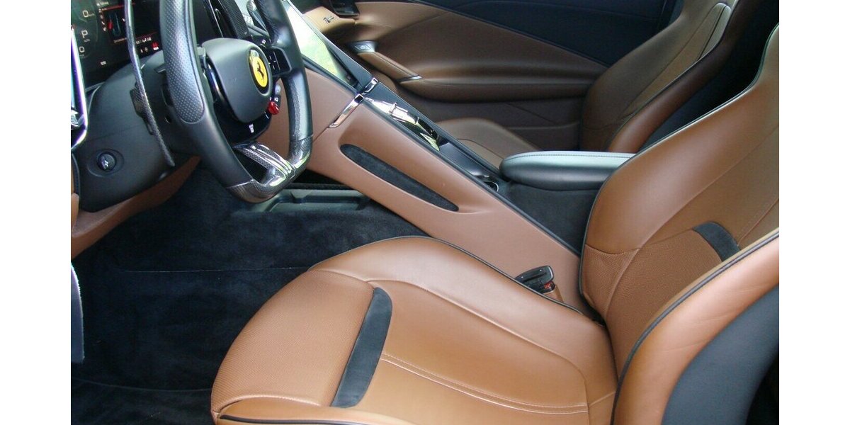 Ferrari Roma V8 Grigio Silverstone Carbon MagneRide LED JB 16.901 km 209.980 € Falkensee 14612