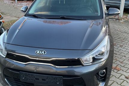 Kia Rio 13.000 km 10.449 € Berlin 13509
