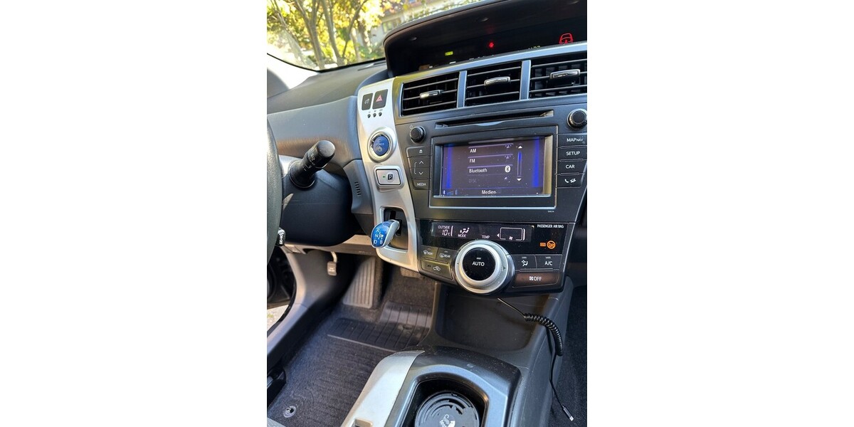 Toyota Prius Plus 244.000 km 8.250 € Berlin 10178