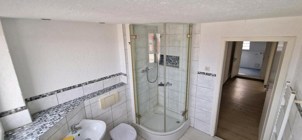 Dachgeschoßwohnung Teltow - 3 Zimmer, 95 m&sup2;, 1.295&euro; | Angebot:25649658