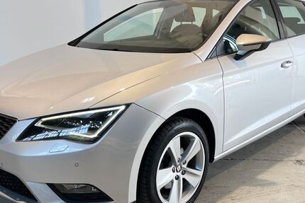 Seat Leon 73.844 km 12.499 &euro; Potsdam-Drewitz b.Berlin 14478