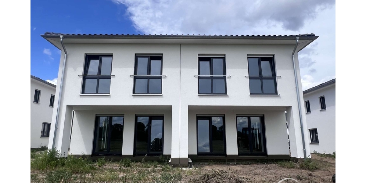 Provisionsfrei: Familienhaus am Landschaftsschutzgebiet - Doppelhaushälfte Beelitz Brandenburg Süd - Potsdam-Mittelmark (Kreis) - Bee | Angebot:27702845