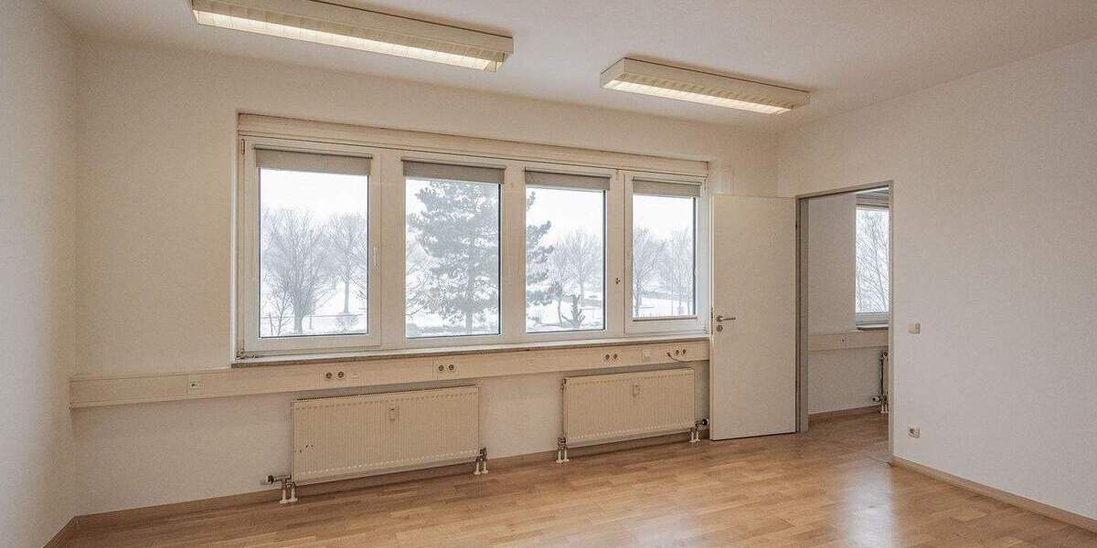 Gewerbeobjekt Wustermark Elstal - 4 Zimmer, 170 m&sup2;, 265.000&euro; | Angebot:25686498
