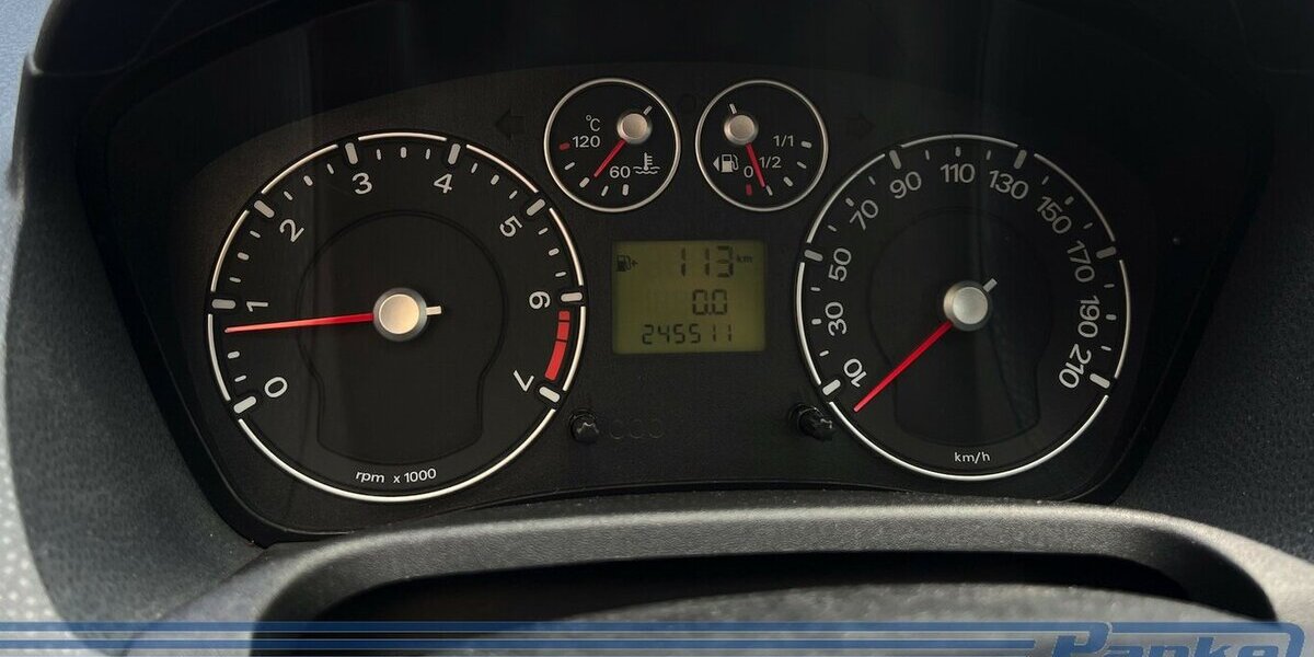 Ford Fiesta Ambiente 1.3*Radio/CD*AUX*Klima* 245.511 km 1.790 &euro; Berlin 13187