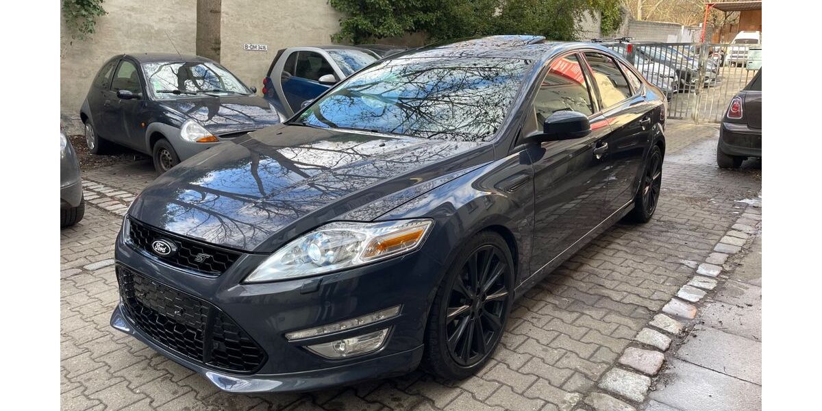 Ford Mondeo 194.000 km 4.900 &euro; Berlin 13357