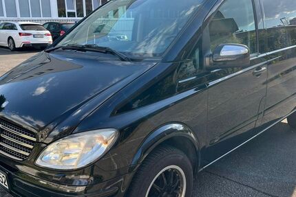 Mercedes-Benz Viano 273.434 km 12.800 € Berlin 12043