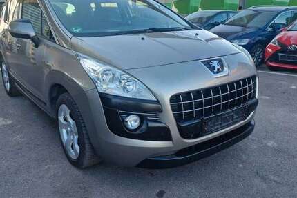 Peugeot 3008 82.259 km 4.900 &euro; Berlin 13055