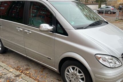 Mercedes-Benz Viano 296.000 km 12.900 &euro; Berlin 12247