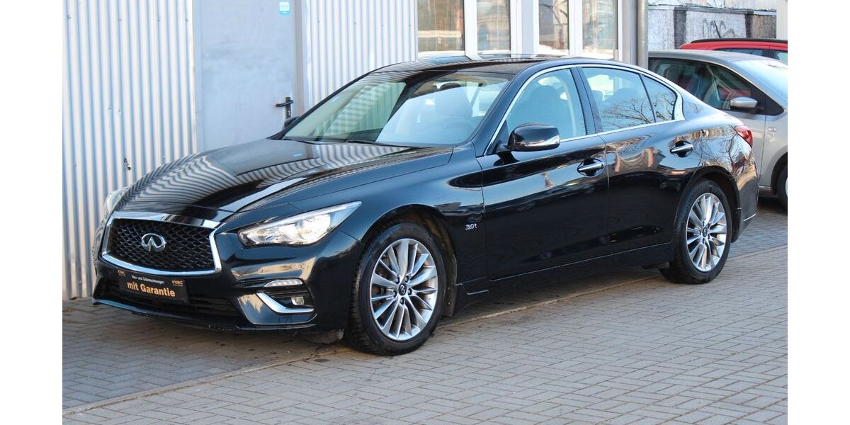 INFINITI Q50 144.180 km 15.980 &euro; Berlin 13089