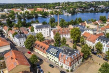 Mieteinnahmen ab Tag 1. Wann starten Sie? Mehrfamilienhaus mit Gewerbe - exklusiv für Investoren mit Weitblick. 1 zimmer