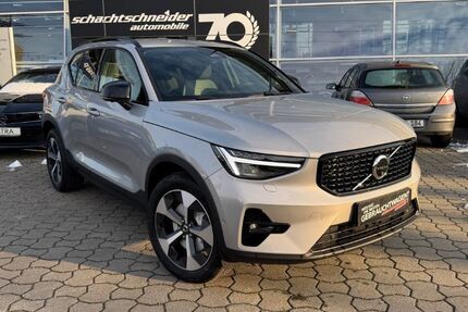 Volvo XC40 2.560 km 42.490 € Potsdam 14482