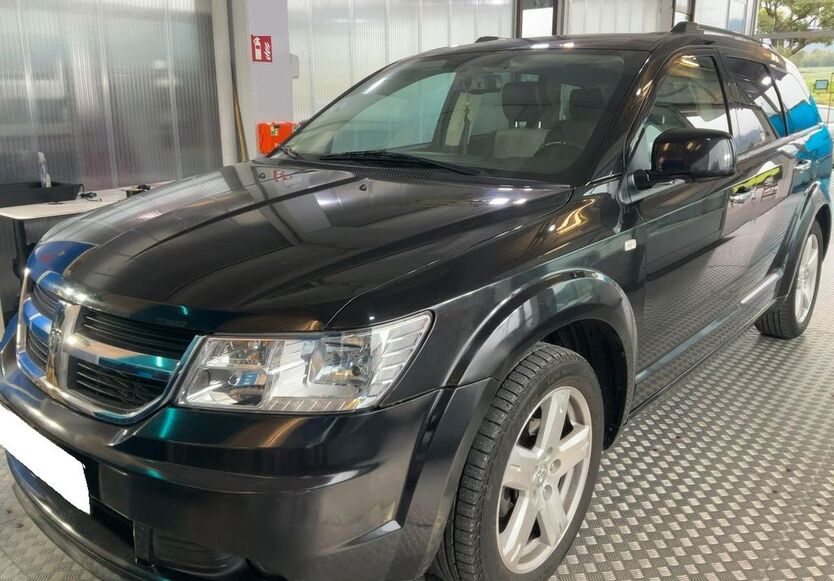 Dodge Journey 100.000 km 12.999 € Berlin 13403