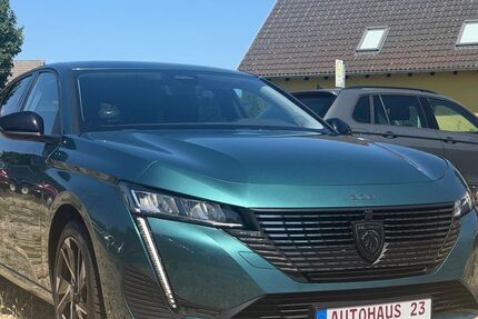 Peugeot 308 89.000 km 16.390 &euro; Trebbin 14959