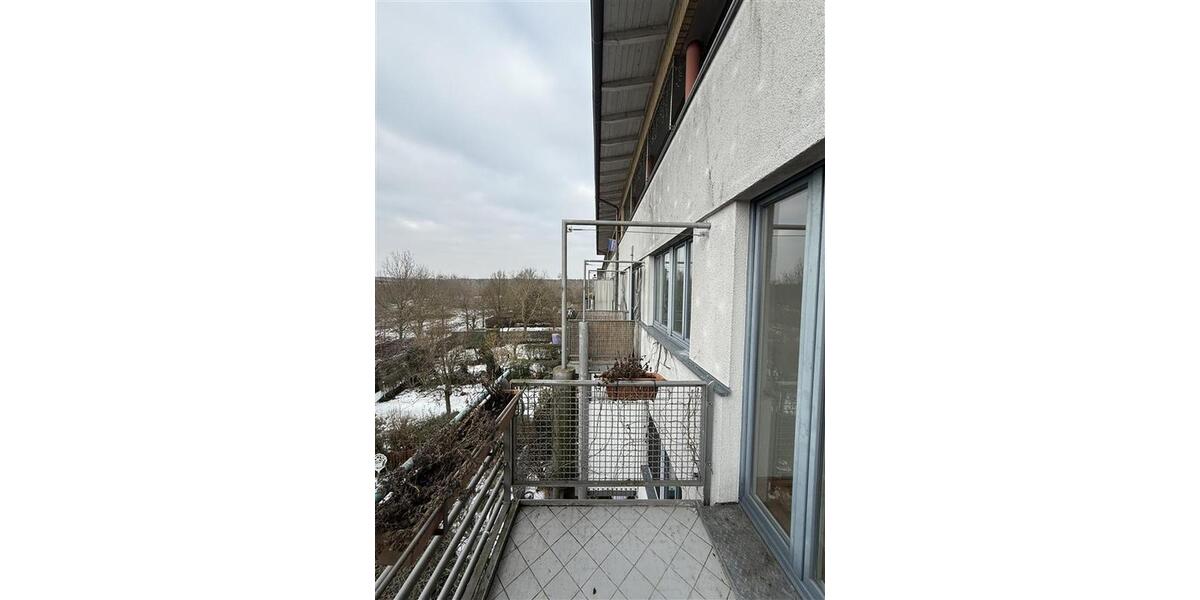 Etagenwohnung Falkensee - 3 Zimmer, 89 m&sup2;, 1.044&euro; | Angebot:25236228