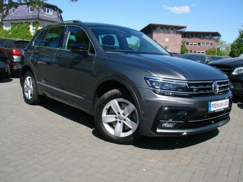 Tiguan 2.0TSi 4Motion R-line ACC Navi LED Kamera
