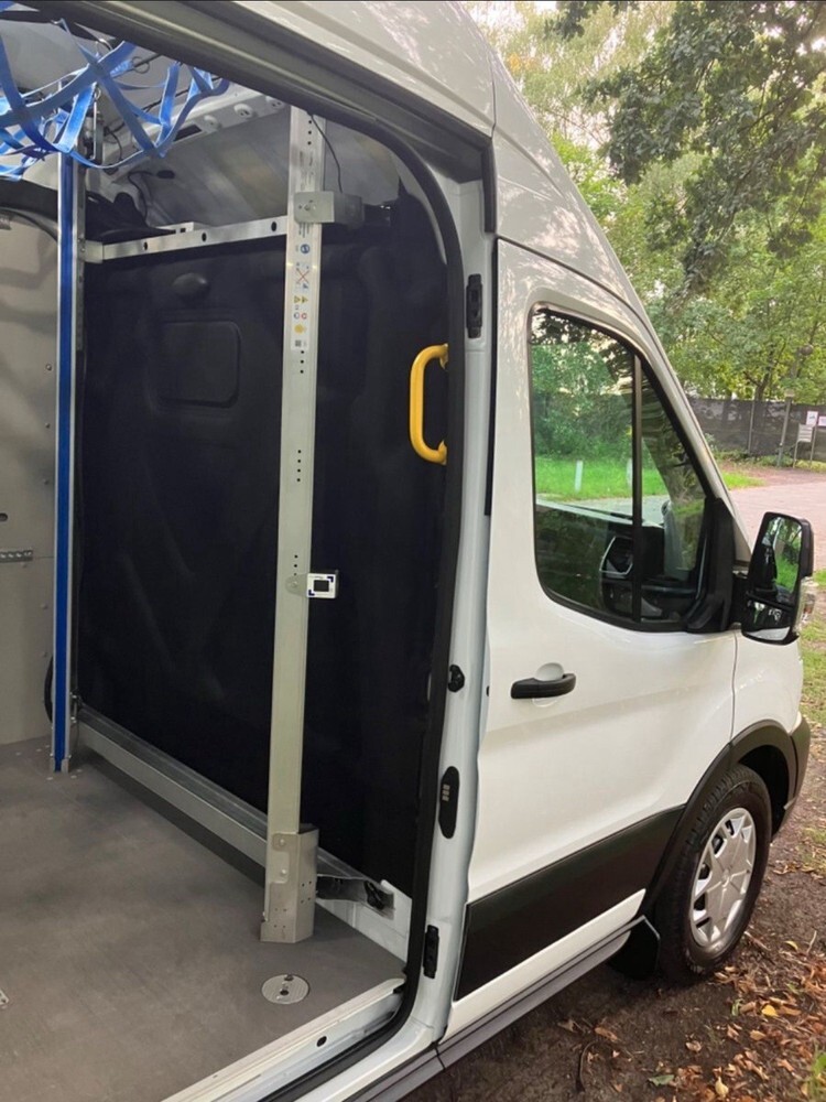 Ford Transit Kasten 49.840 km 24.500 € Berlin 10178