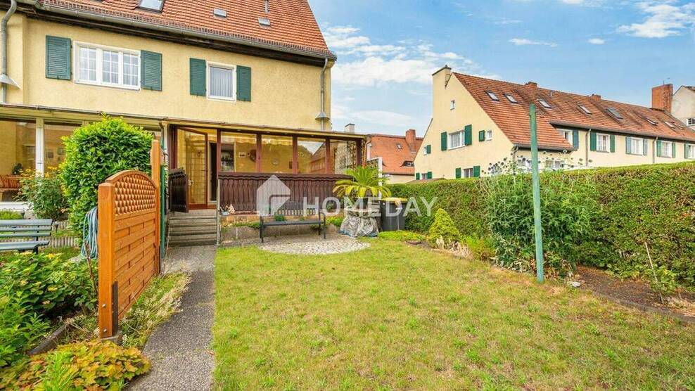 Familienfreundliches Reihenendhaus mit 4 Zimmern, Keller, Garten und Wintergarten 4 zimmer